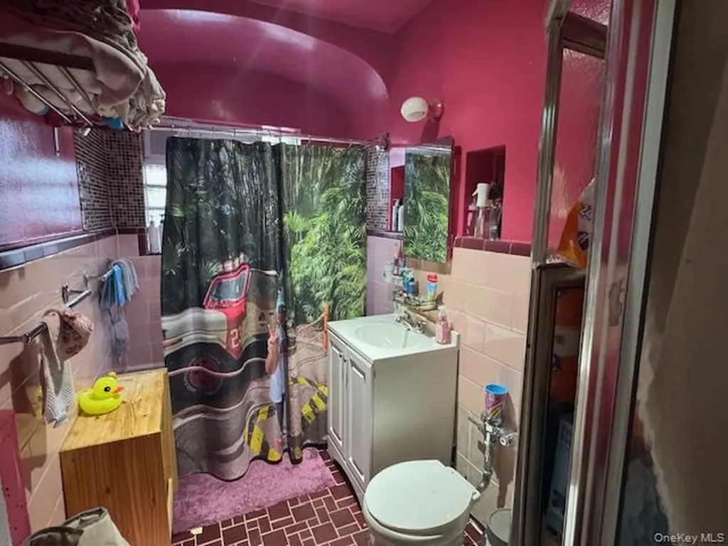 14411 75th Avenue Flushing NY 11367