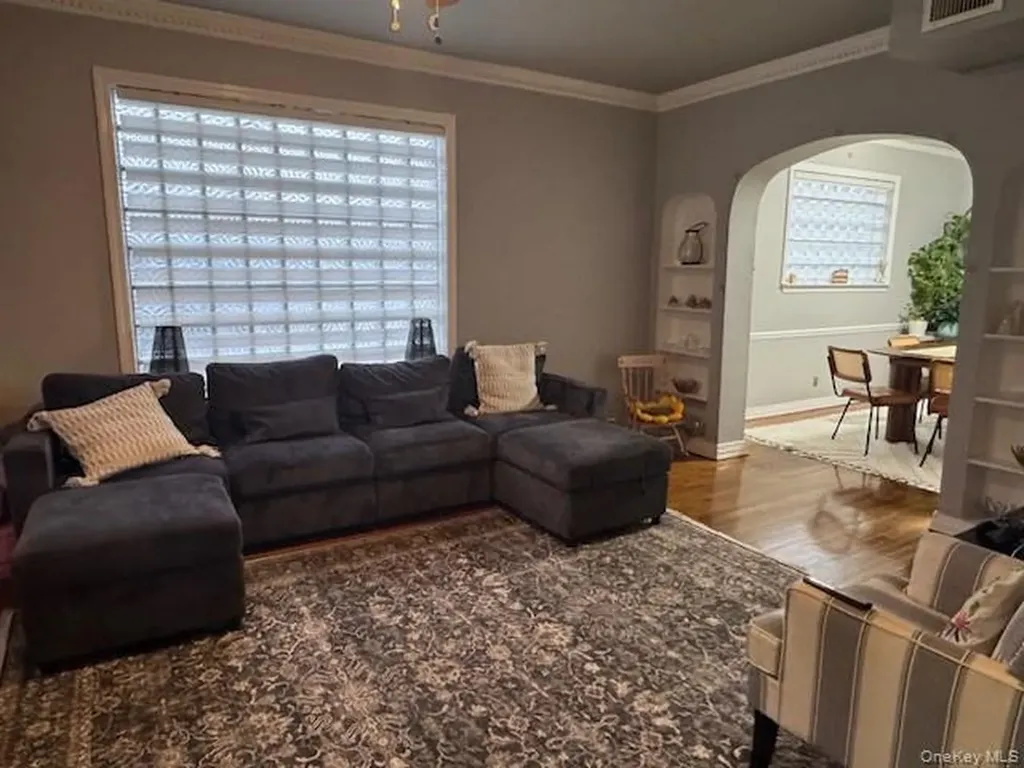 14411 75th Avenue Flushing NY 11367