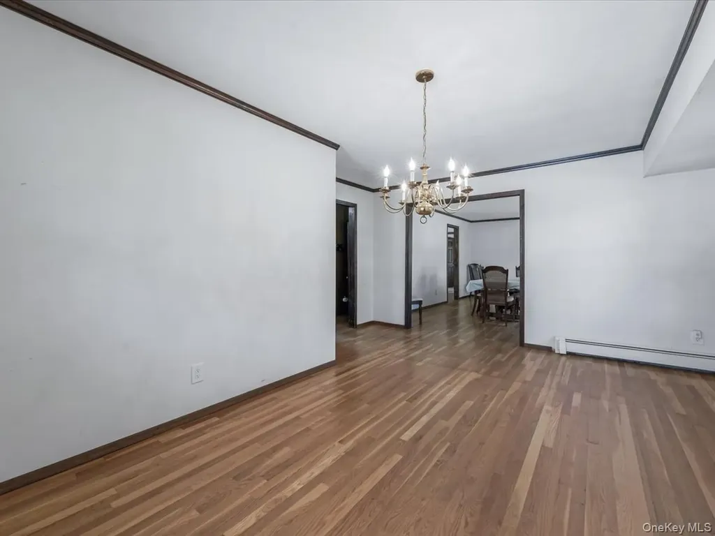 7 Romeo Lane Commack NY 11725