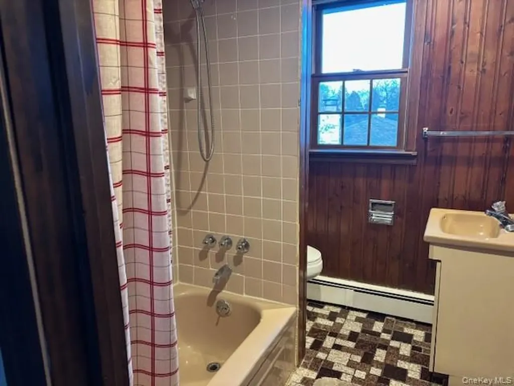 7 Romeo Lane Commack NY 11725