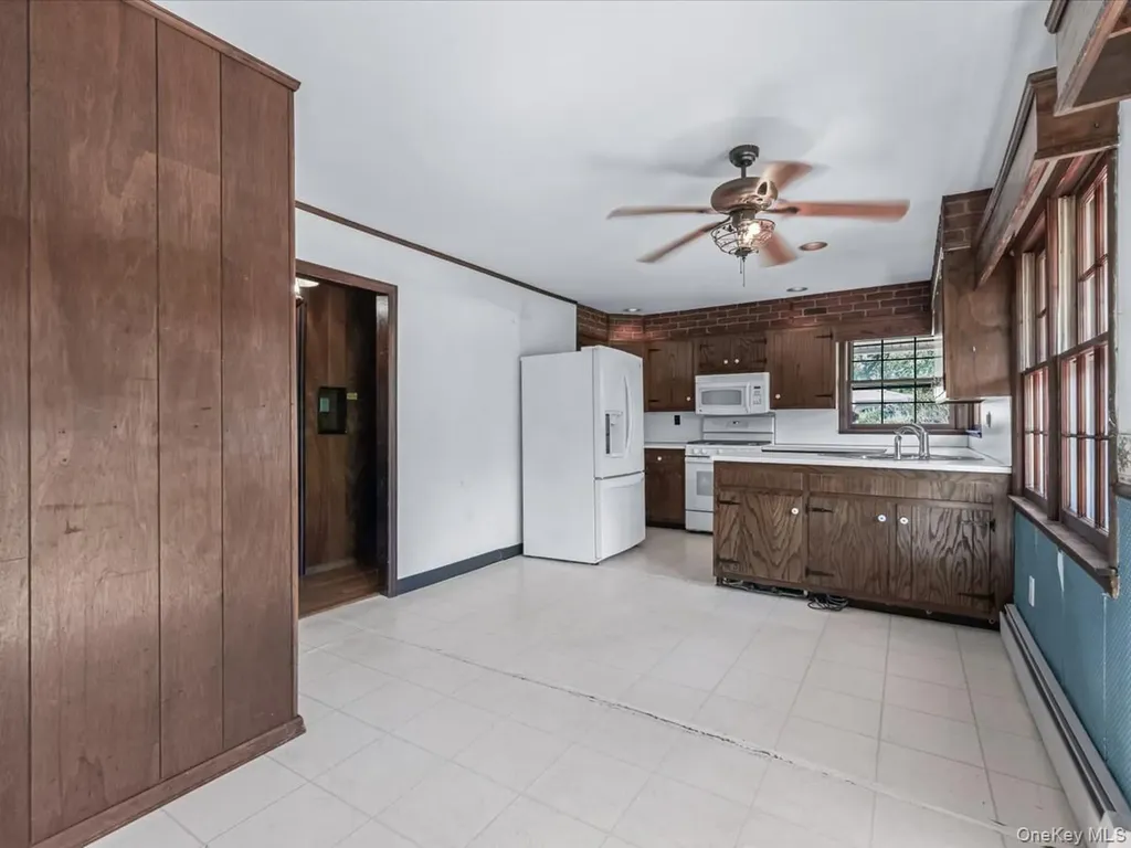 7 Romeo Lane Commack NY 11725