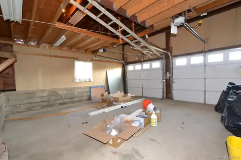 188 Ralph Avenue Babylon NY 11702