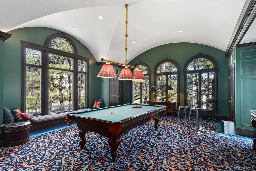 49 Moore Road Bronxville NY 10708