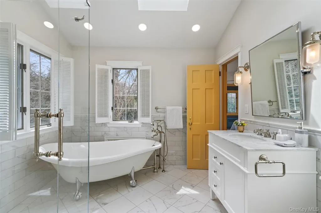 49 Moore Road Bronxville NY 10708