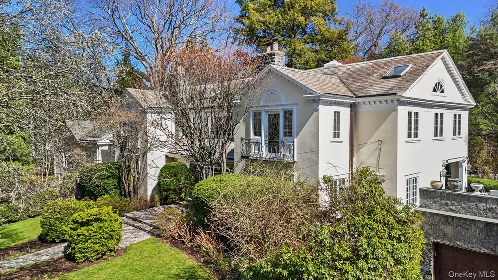 49 Moore Road Bronxville NY 10708