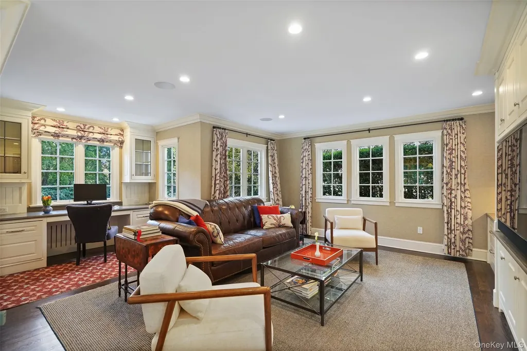 49 Moore Road Bronxville NY 10708