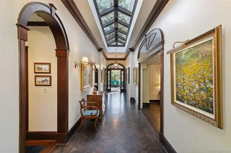 49 Moore Road Bronxville NY 10708