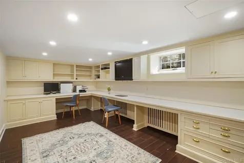 49 Moore Road Bronxville NY 10708