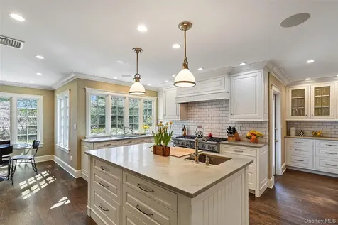 49 Moore Road Bronxville NY 10708