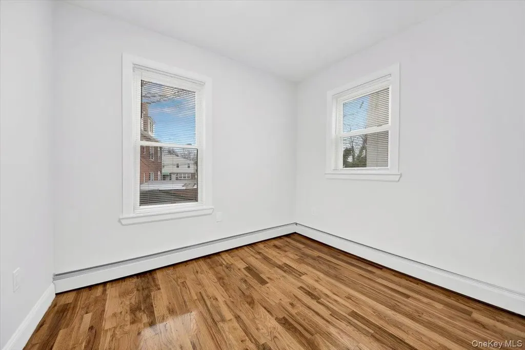 2886 Randall Avenue Bronx NY 10465