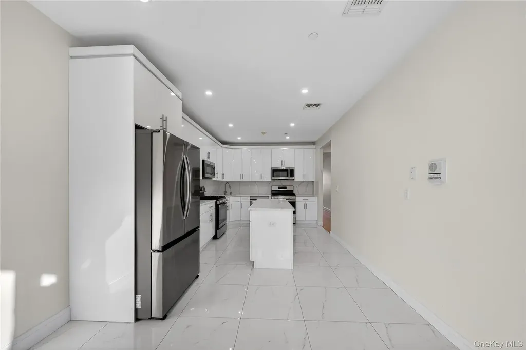 2 Bluefield Drive Spring Valley NY 10977