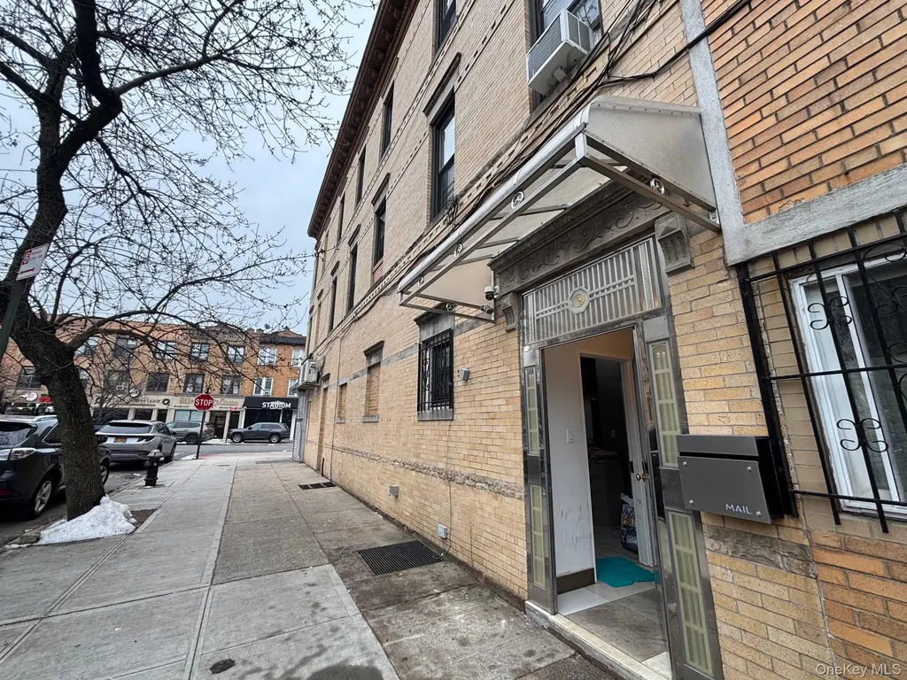 66-45 Myrtle Avenue Glendale NY 11385