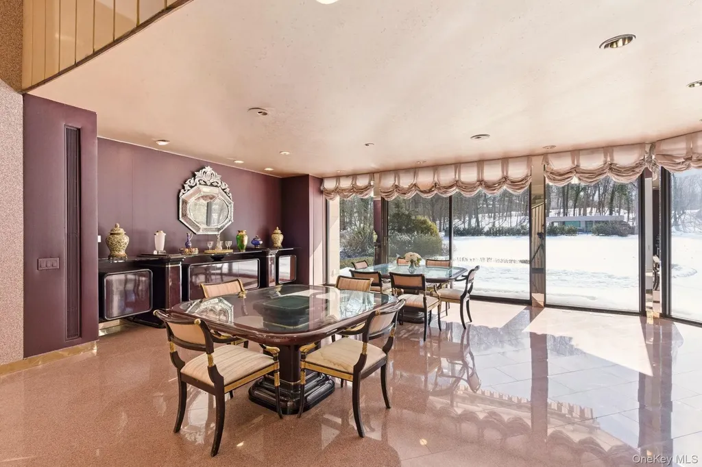 101 Wheatley Road Old Westbury NY 11568