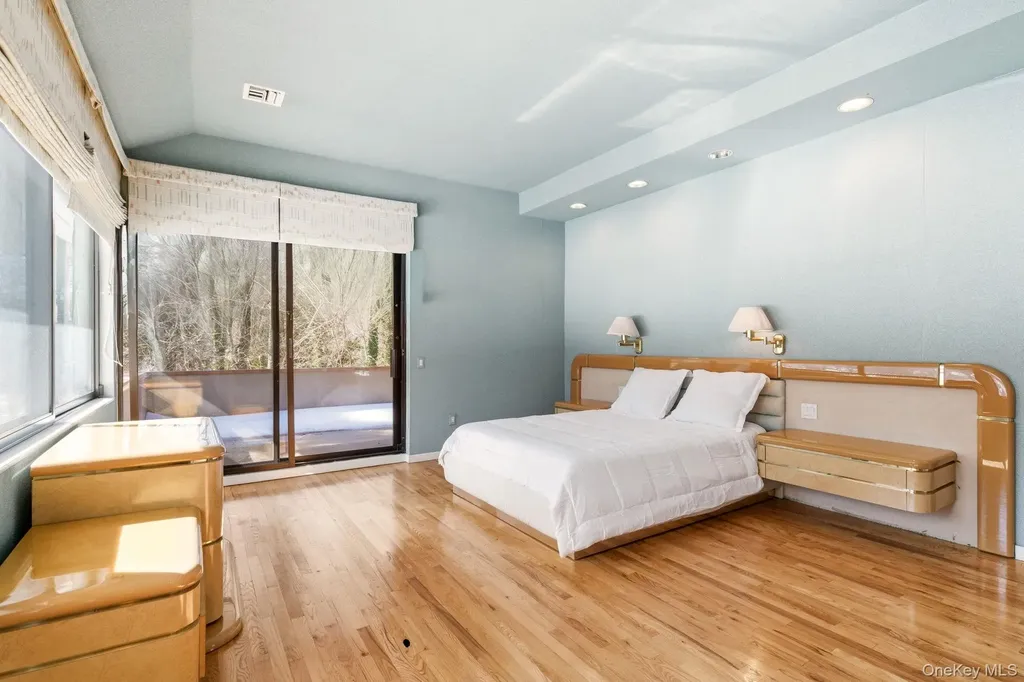 101 Wheatley Road Old Westbury NY 11568