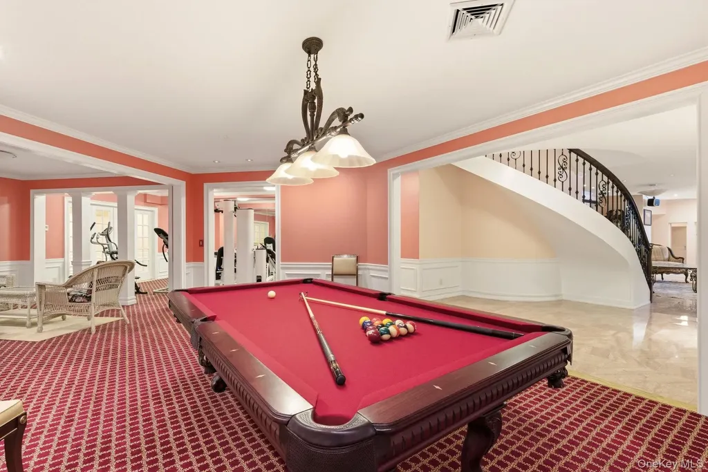 101 Wheatley Road Old Westbury NY 11568