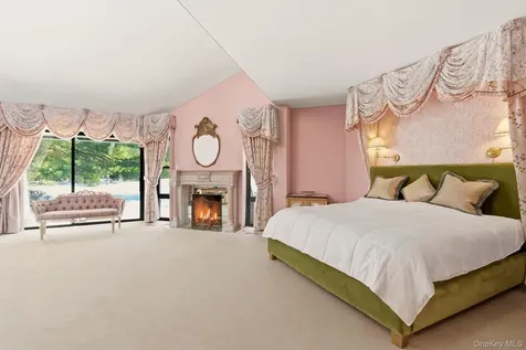 101 Wheatley Road Old Westbury NY 11568