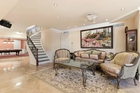101 Wheatley Road Old Westbury NY 11568