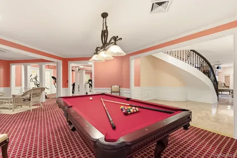 101 Wheatley Road Old Westbury NY 11568