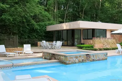 101 Wheatley Road Old Westbury NY 11568