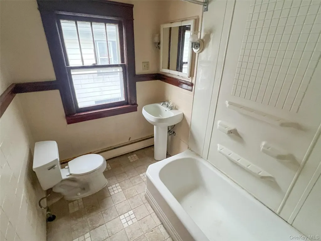 44 S Grand Avenue Poughkeepsie NY 12603