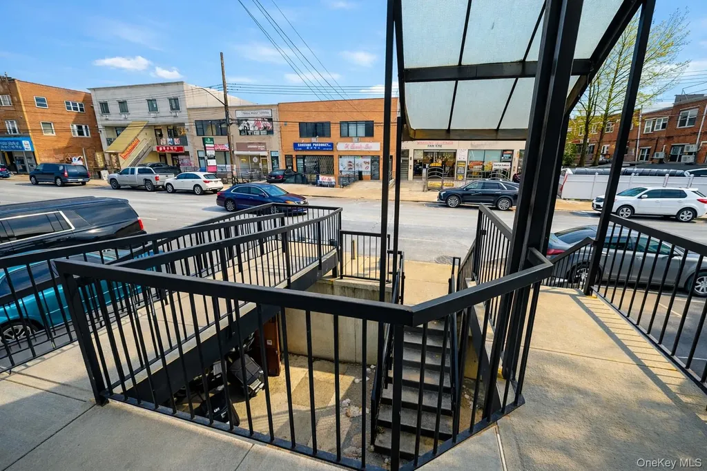 4234 162 Street Flushing NY 11358