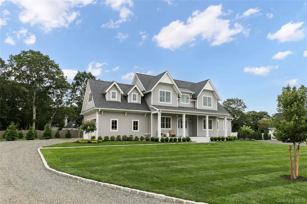 17 Happy Lane Westhampton Beach NY 11978