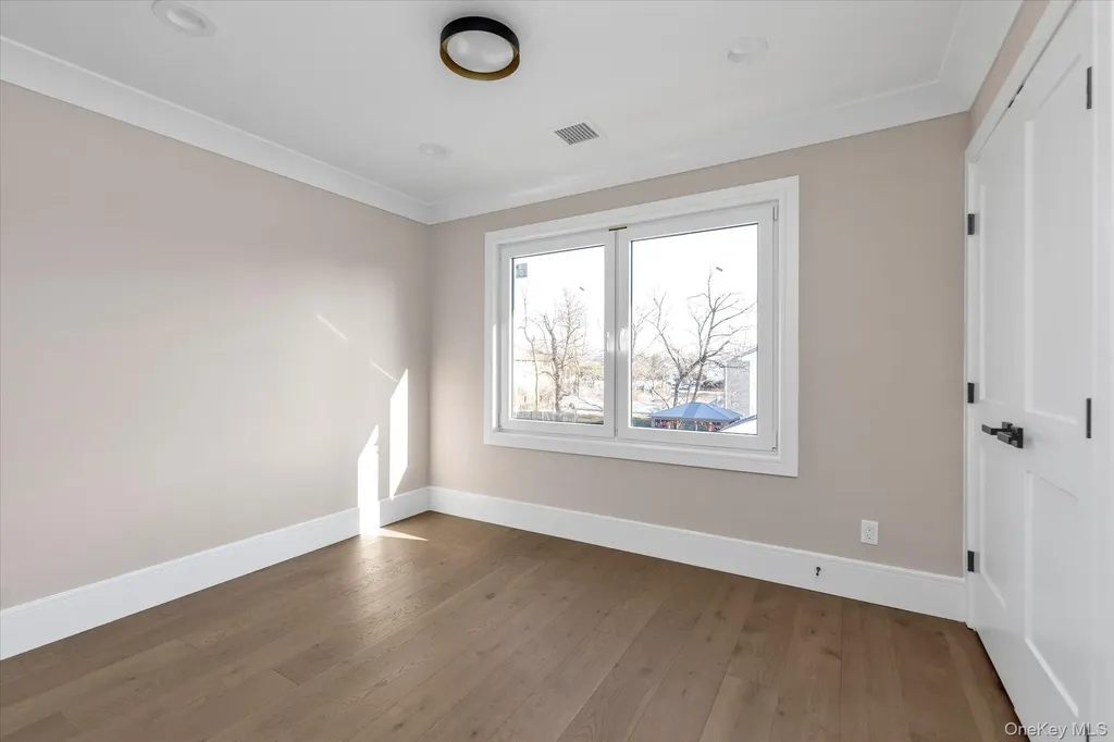 47 Tell Avenue Deer Park NY 11729