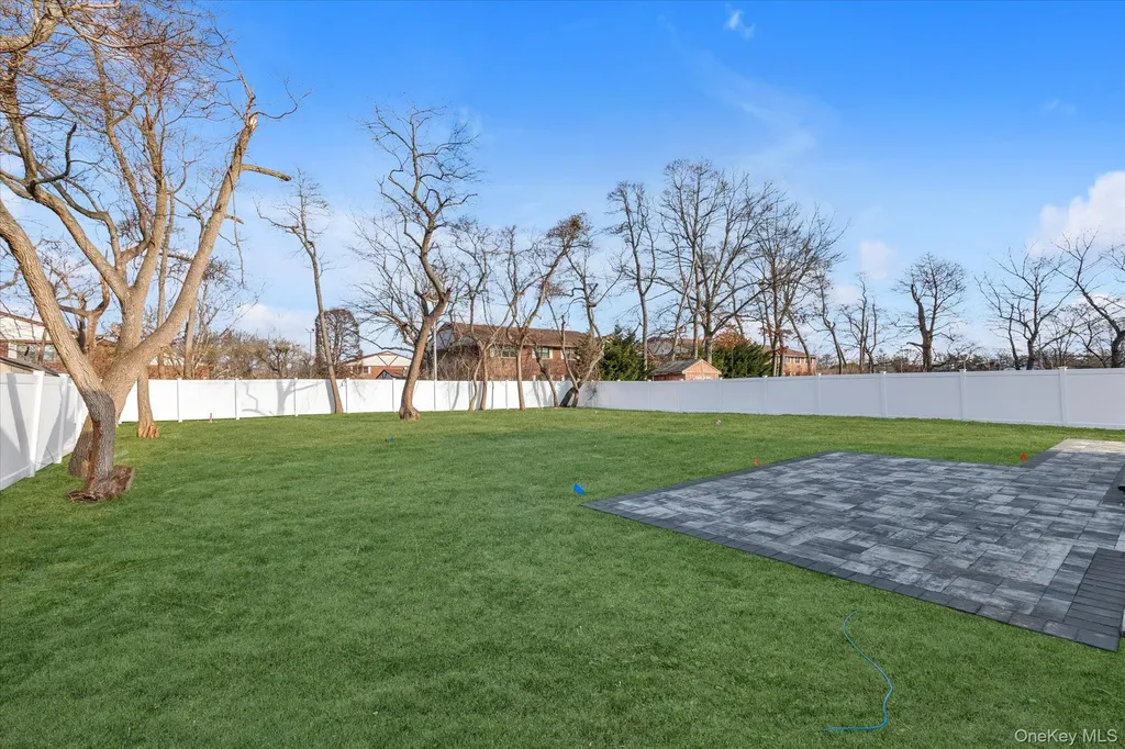 47 Tell Avenue Deer Park NY 11729