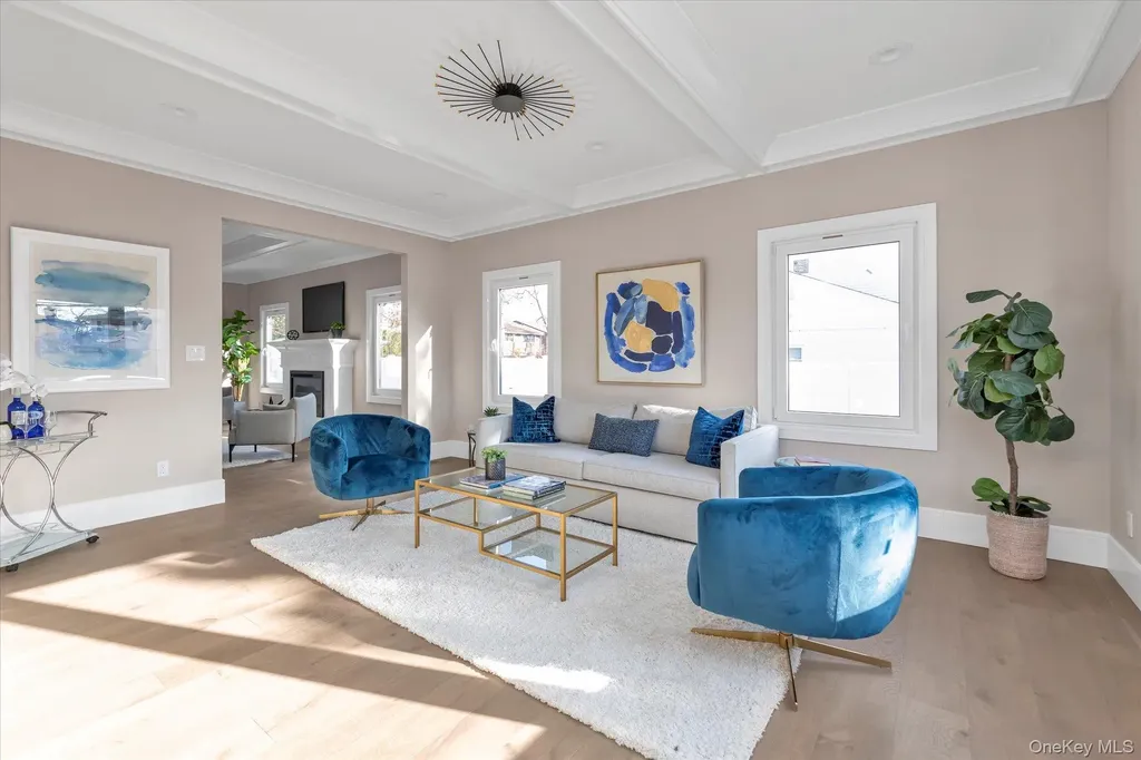 47 Tell Avenue Deer Park NY 11729