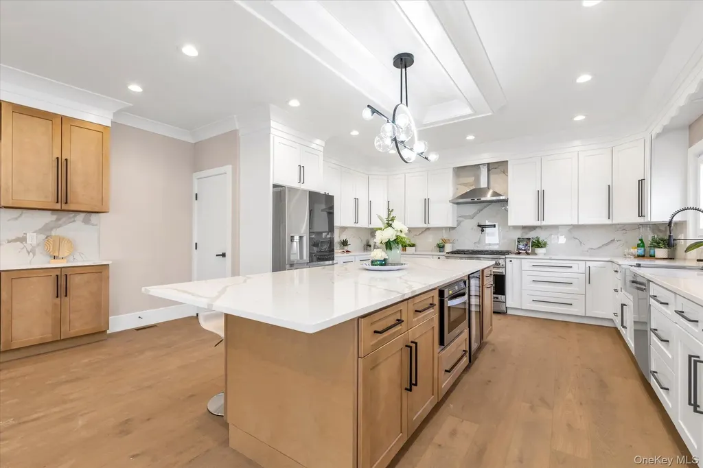 47 Tell Avenue Deer Park NY 11729