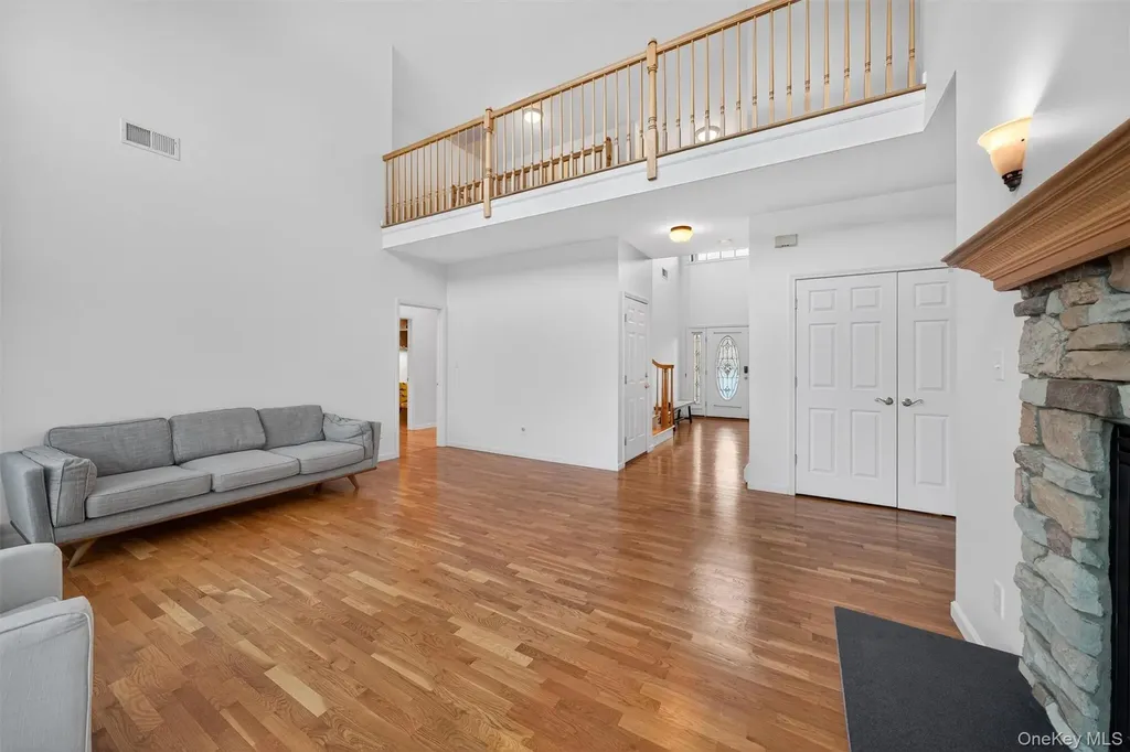 5 Prestwick Drive Monroe NY 10950