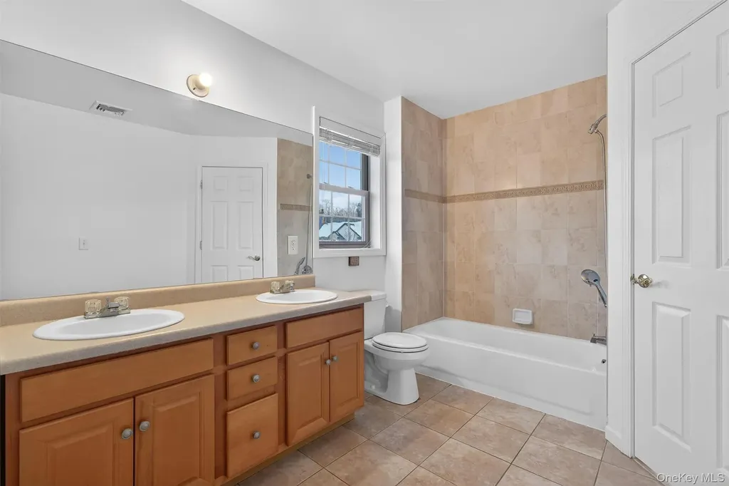 5 Prestwick Drive Monroe NY 10950