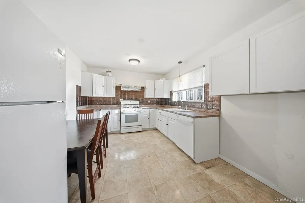 21 Ridge Street Middletown NY 10940