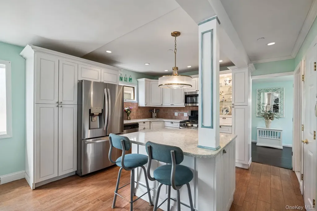 103 Connecticut Avenue Long Beach NY 11561