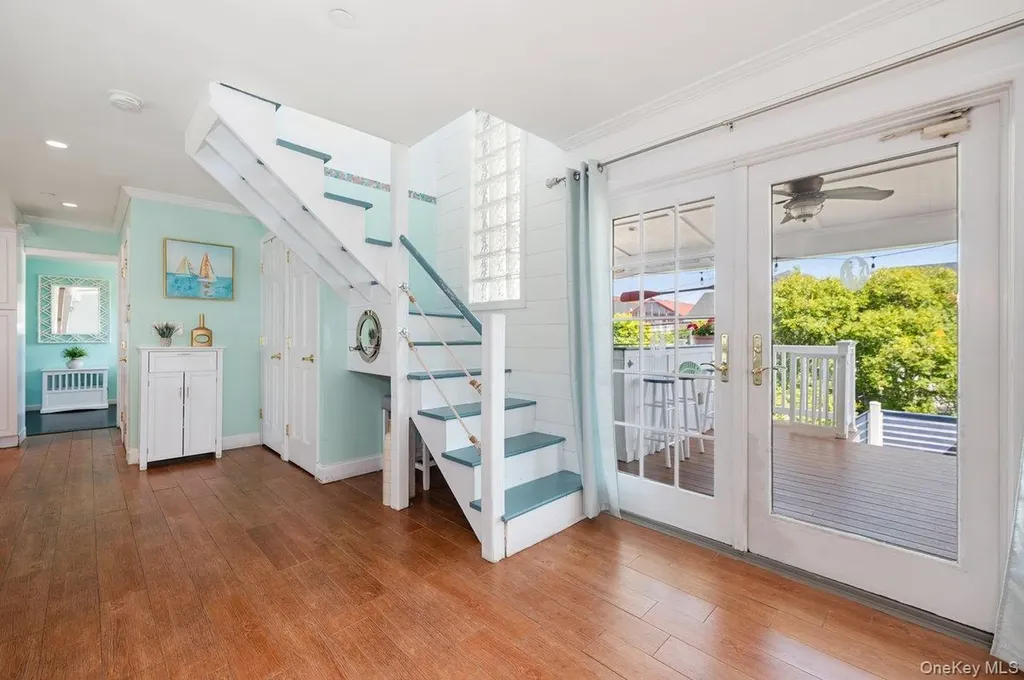 103 Connecticut Avenue Long Beach NY 11561