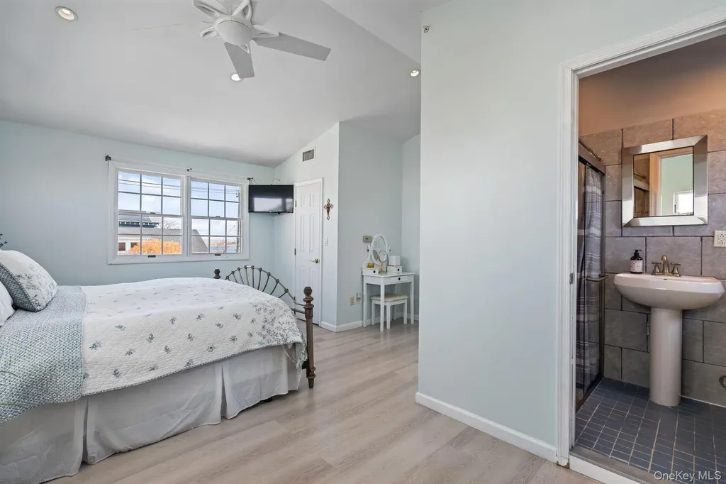 103 Connecticut Avenue Long Beach NY 11561