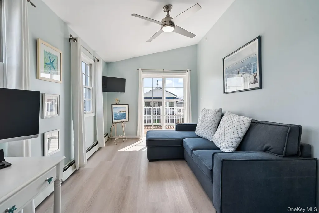 103 Connecticut Avenue Long Beach NY 11561