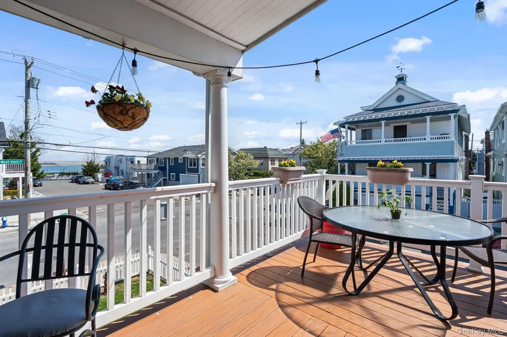103 Connecticut Avenue Long Beach NY 11561
