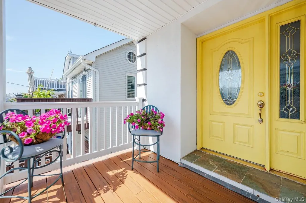 103 Connecticut Avenue Long Beach NY 11561