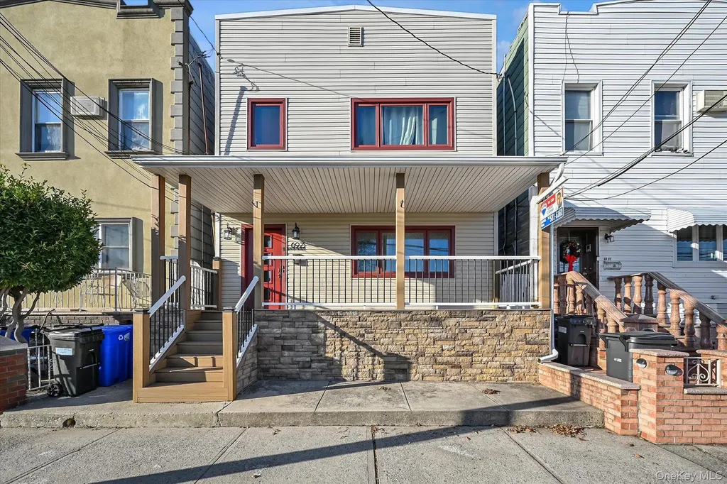 6925 59th Road Maspeth NY 11378