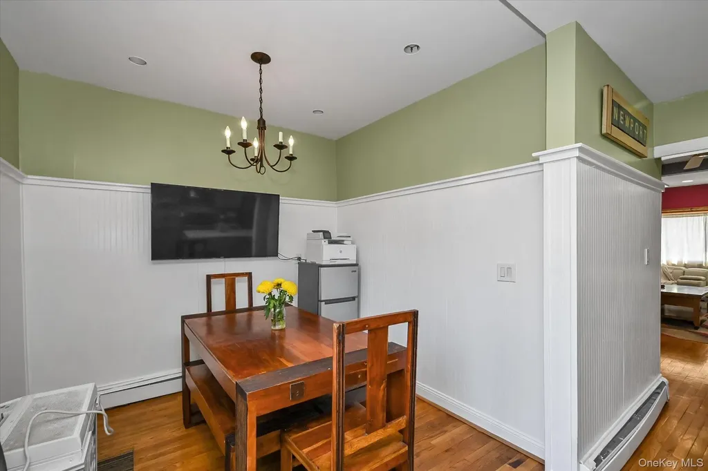 6925 59th Road Maspeth NY 11378