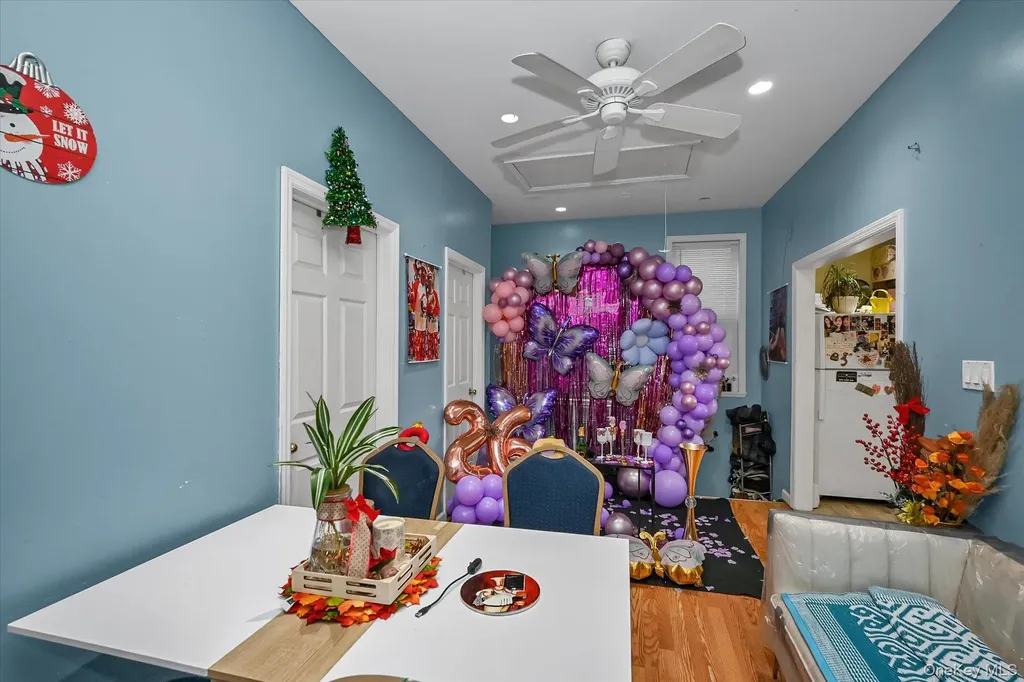 6925 59th Road Maspeth NY 11378