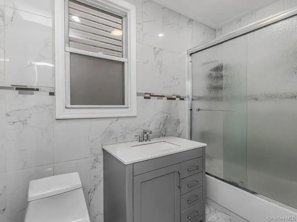 2215 Bruckner Boulevard Bronx NY 10472