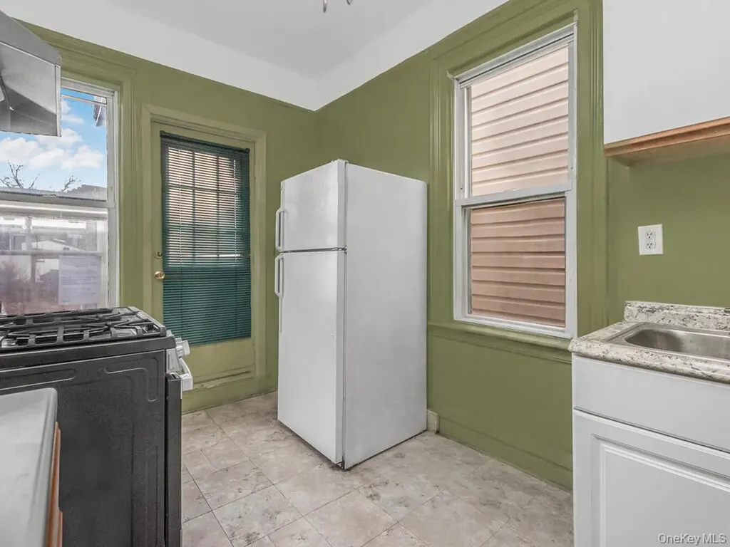 2215 Bruckner Boulevard Bronx NY 10472