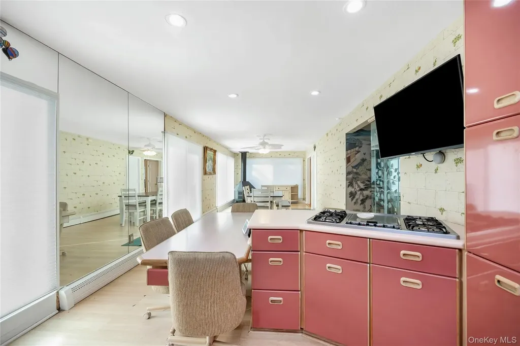 159 Avon Place West Hempstead NY 11552