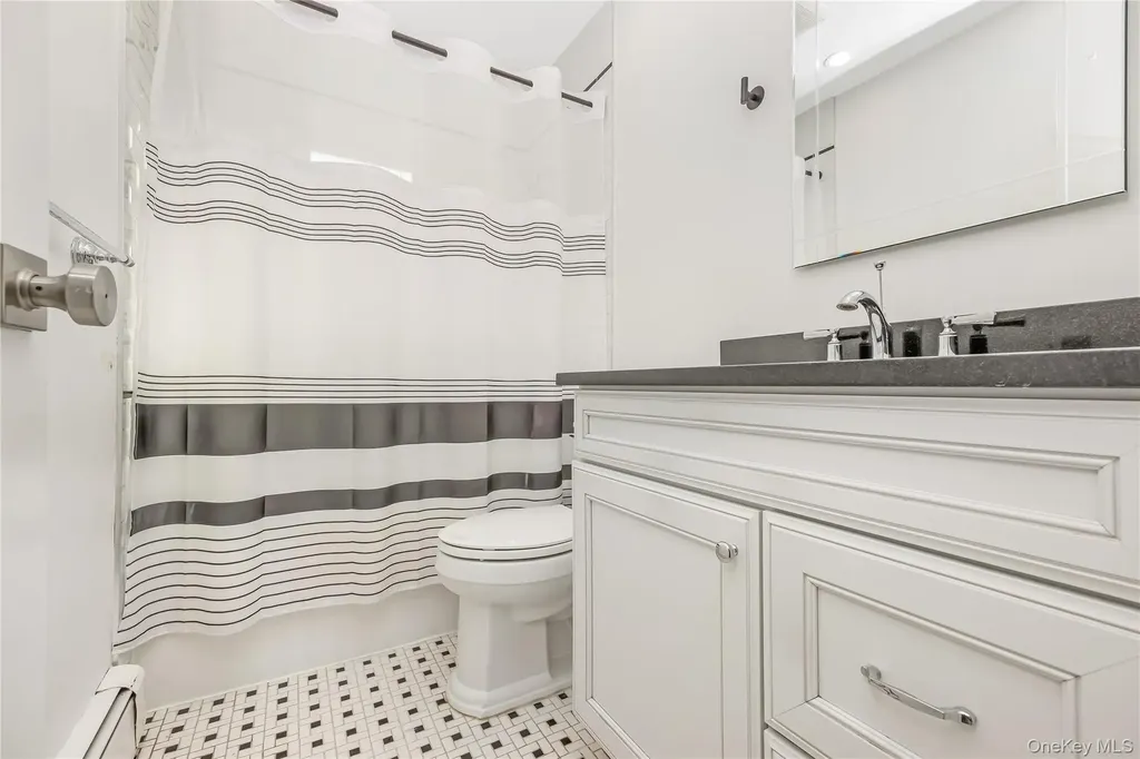 159 Avon Place West Hempstead NY 11552