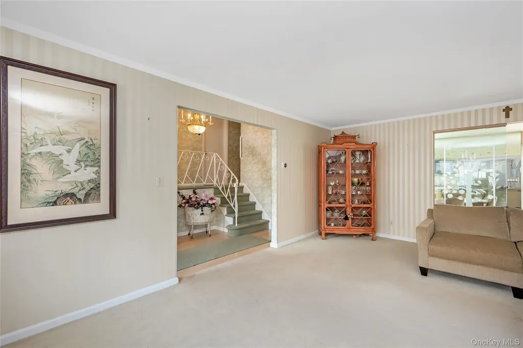 159 Avon Place West Hempstead NY 11552