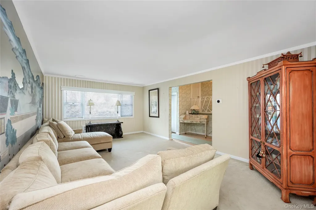 159 Avon Place West Hempstead NY 11552
