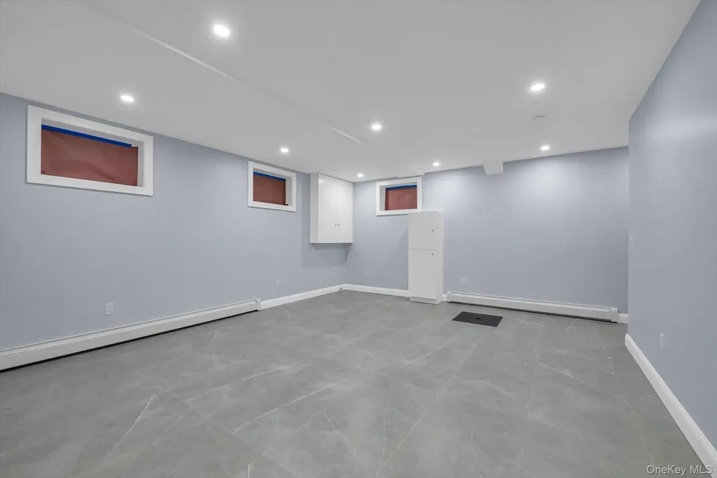 9214 88th Avenue Woodhaven NY 11421