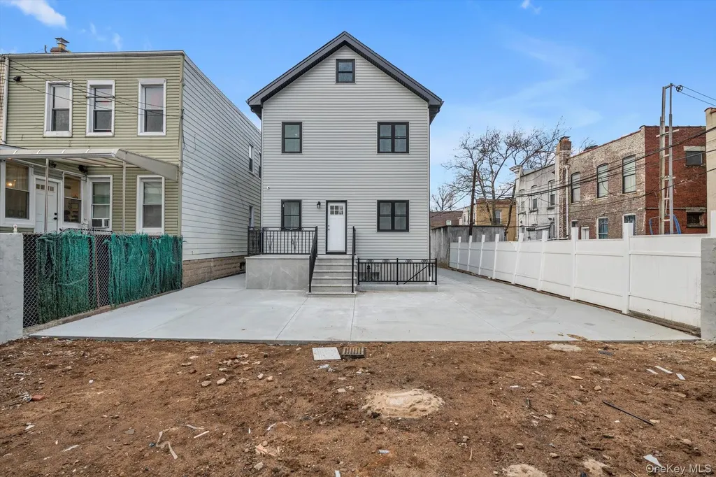 9214 88th Avenue Woodhaven NY 11421